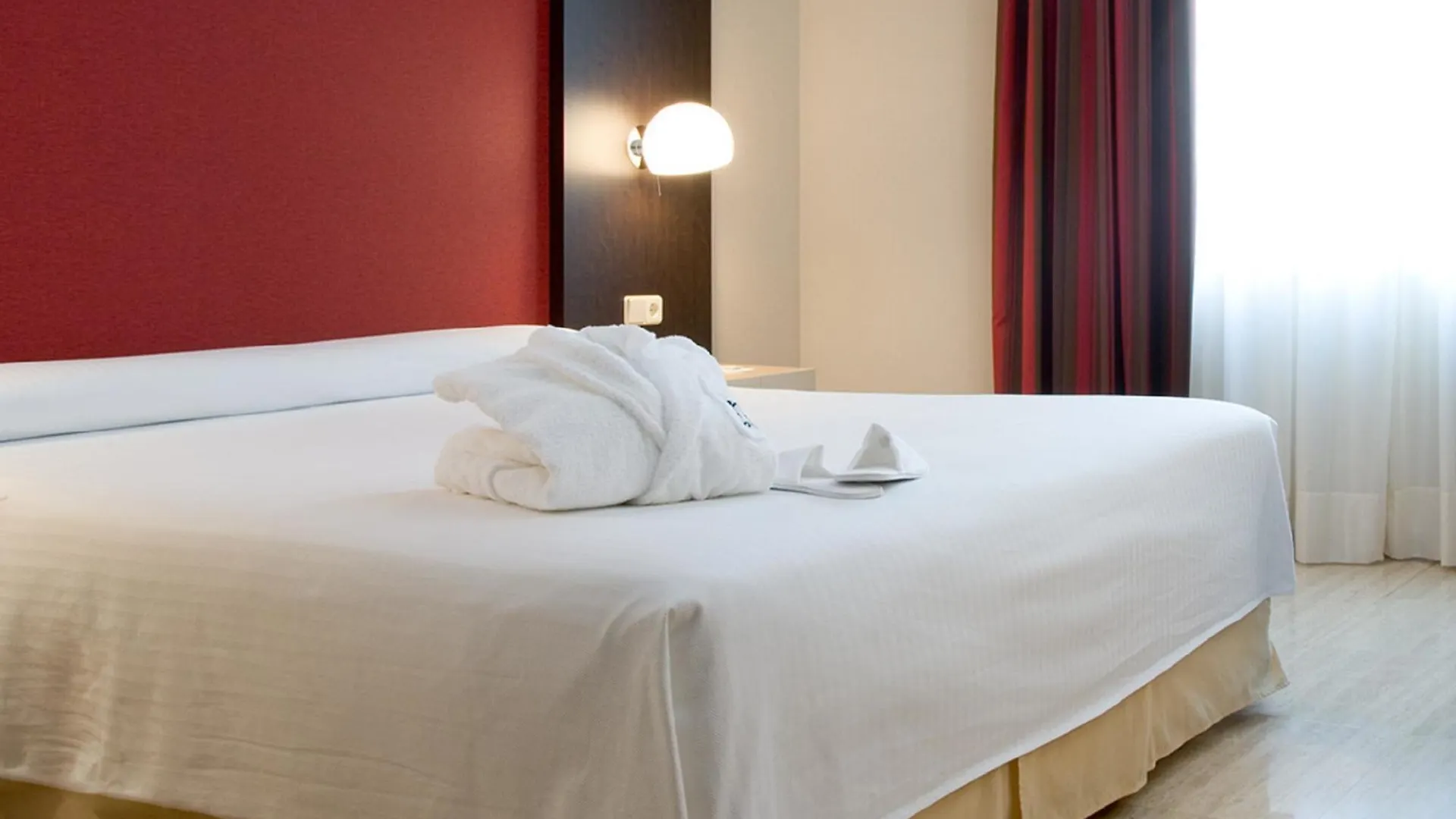 Hg City Suites Barcelona 4*,  Spain